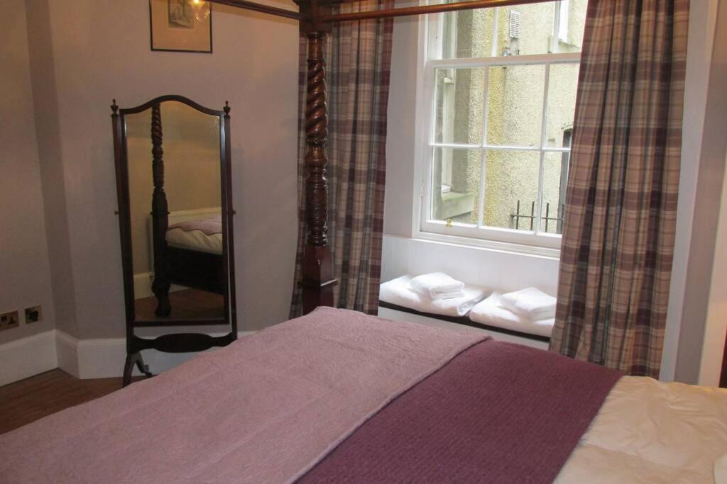Old Town 163 Apartment Edinburgh Ngoại thất bức ảnh