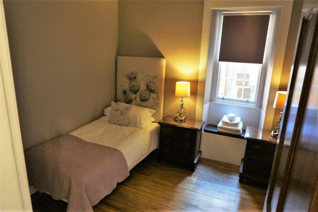 Old Town 163 Apartment Edinburgh Ngoại thất bức ảnh